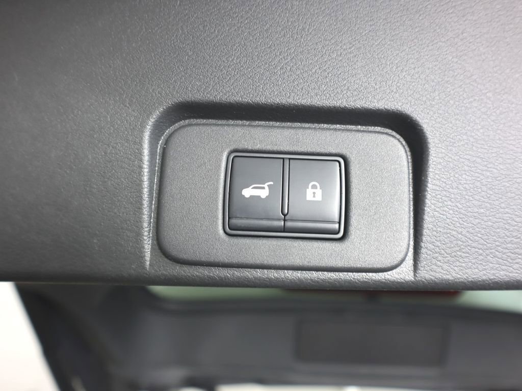 Used 2021 Nissan Rogue Platinum AWD/4WD image 34