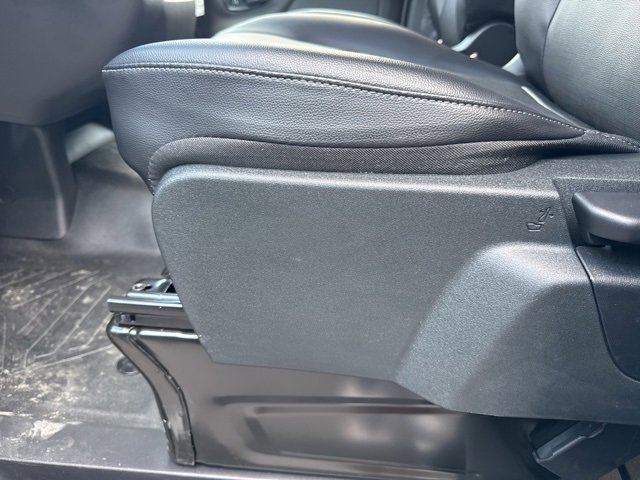 New 2025 Ford Transit 250 Low Roof w/ Load Area Protection Package image 28