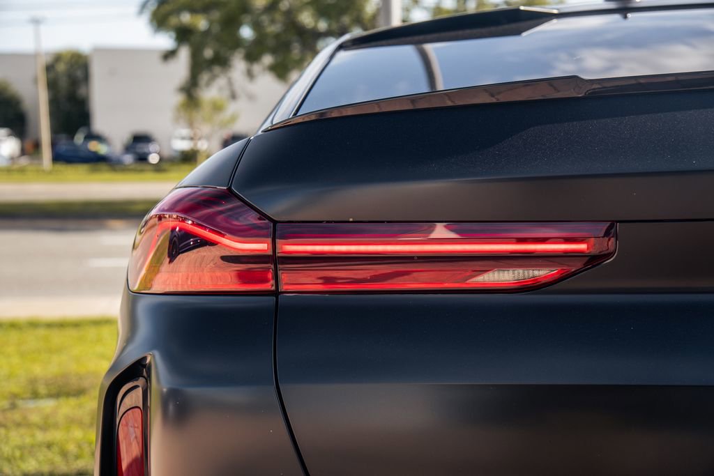 Used 2022 BMW X6 M w/ Competition Package image 11