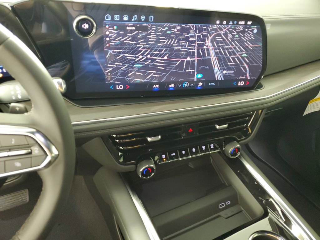 New 2026 Chevrolet Suburban LS image 17