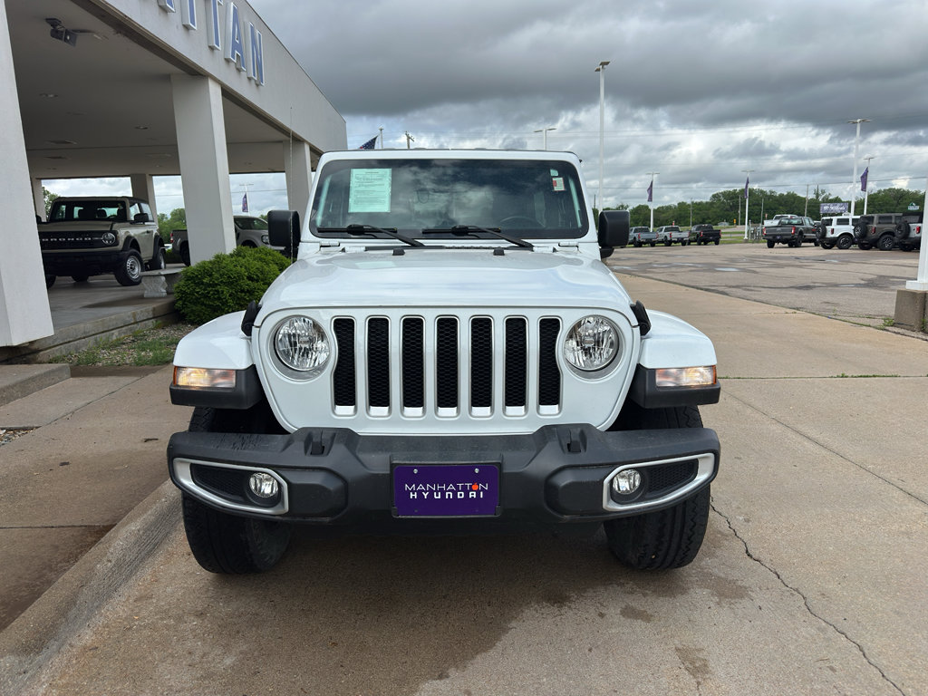 Used 2022 Jeep Wrangler Unlimited Sahara w/ Cold Weather Group AWD/4WD image 8
