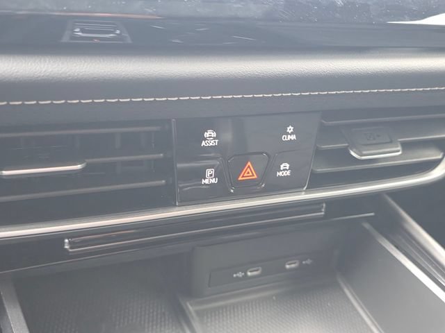 Used 2024 Volkswagen Atlas SE FWD image 27