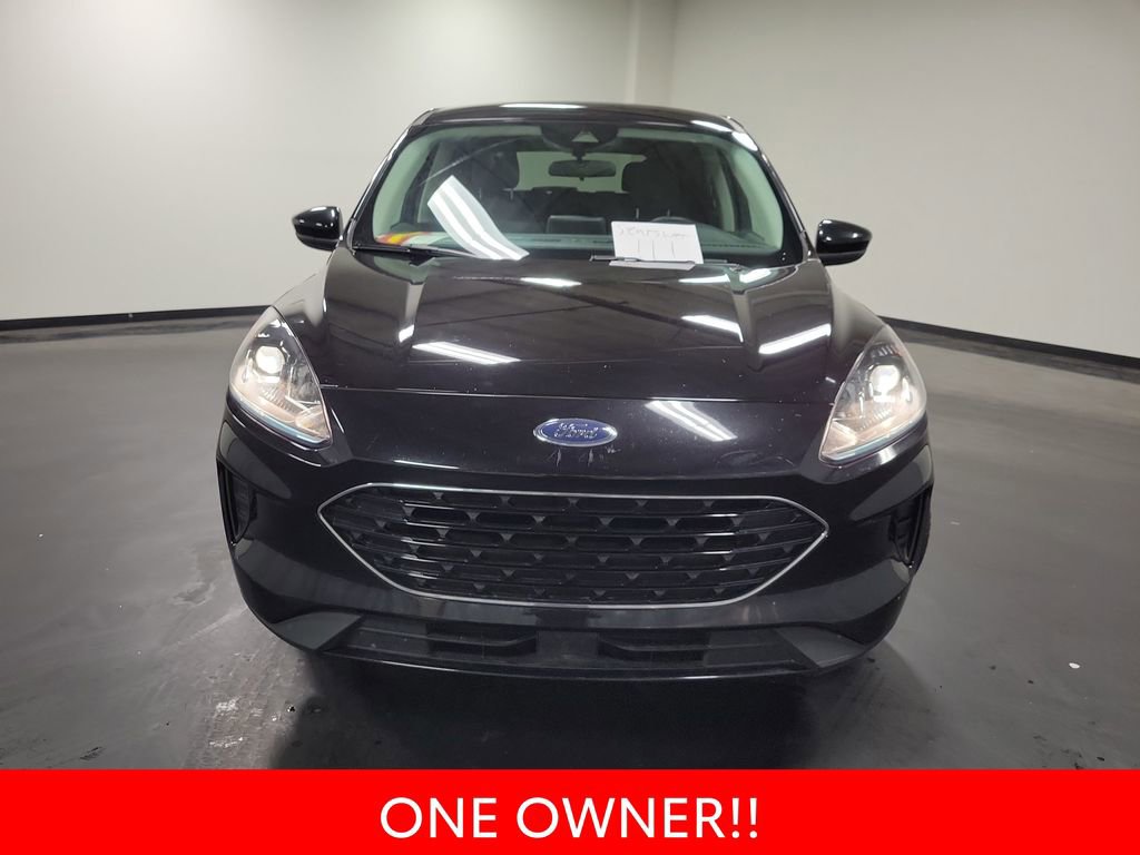 Used 2022 Ford Escape SE w/ SE Sport Appearance Package FWD image 3