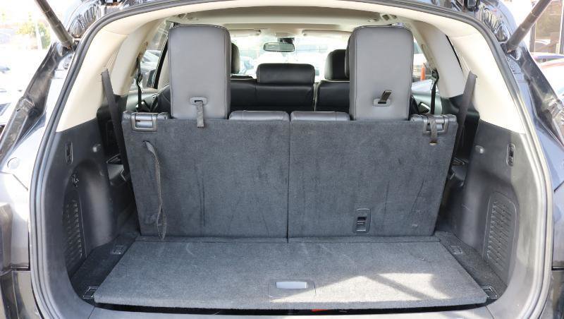 Used 2018 INFINITI QX60 Luxe w/ Premium Plus Package image 19