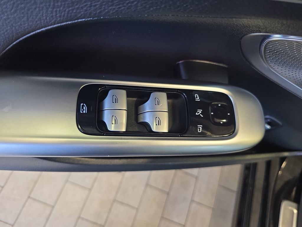 Certified 2025 Mercedes-Benz C 300 Sedan image 30