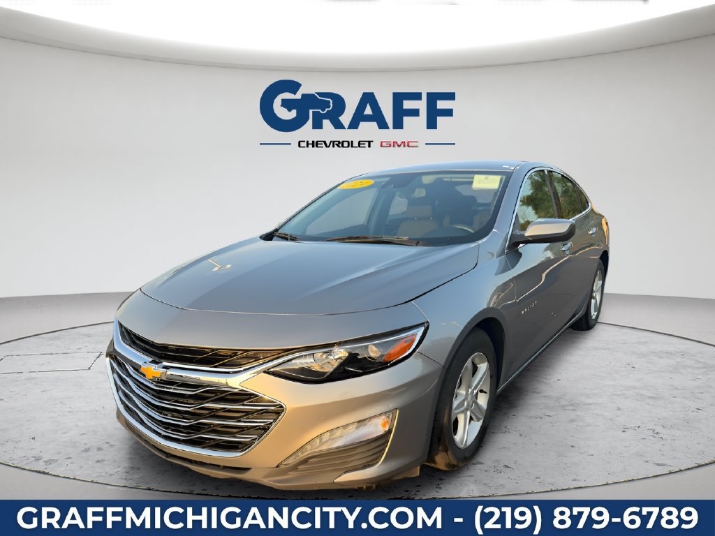 Used 2024 Chevrolet Malibu LT FWD image 1