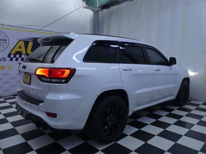 Used 2018 Jeep Grand Cherokee Trackhawk AWD/4WD image 7