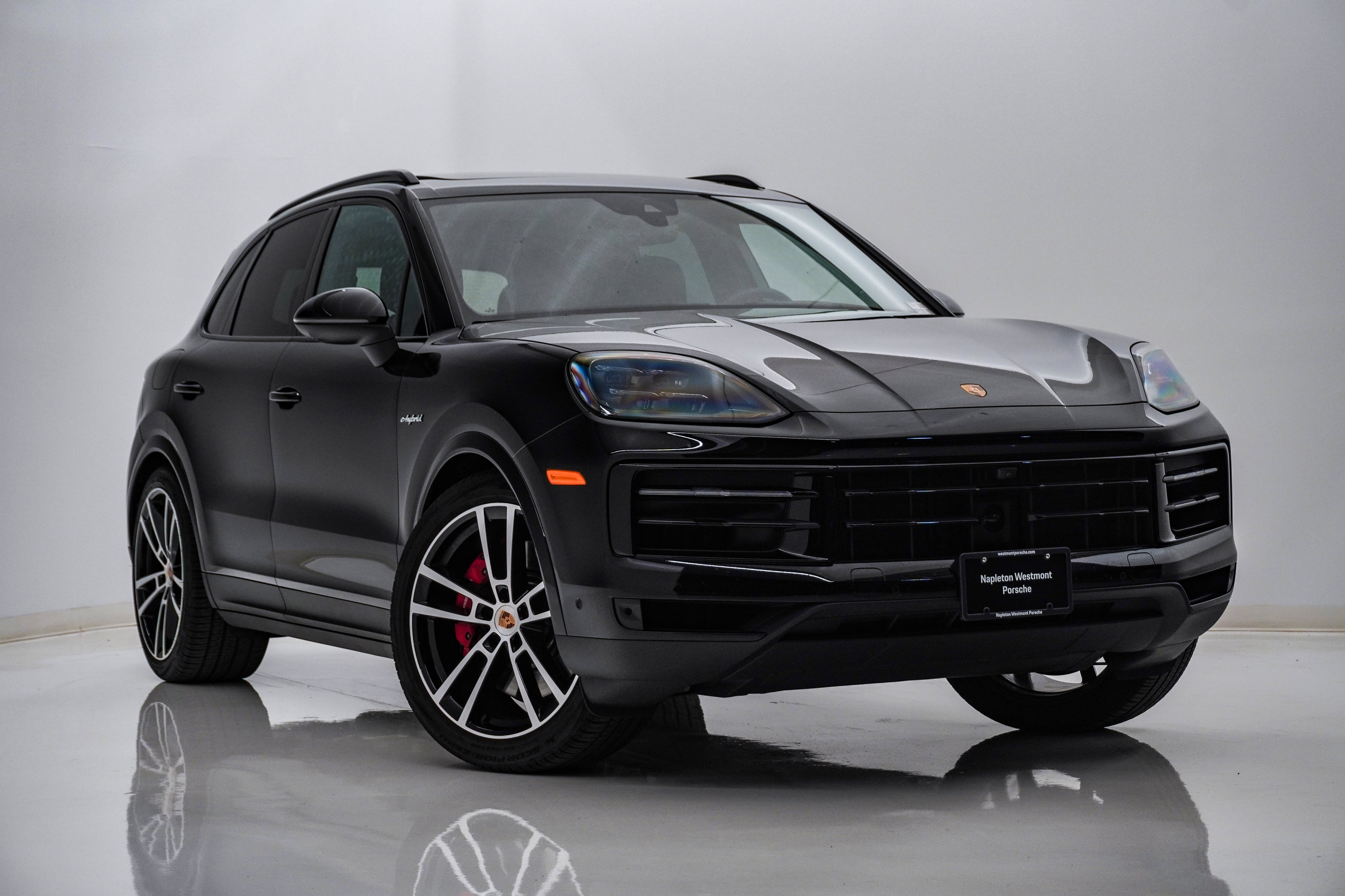 Certified 2026 Porsche Cayenne S AWD/4WD image 8