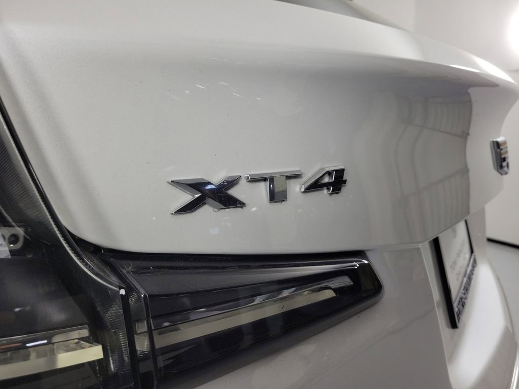 Used 2023 Cadillac XT4 Sport image 5