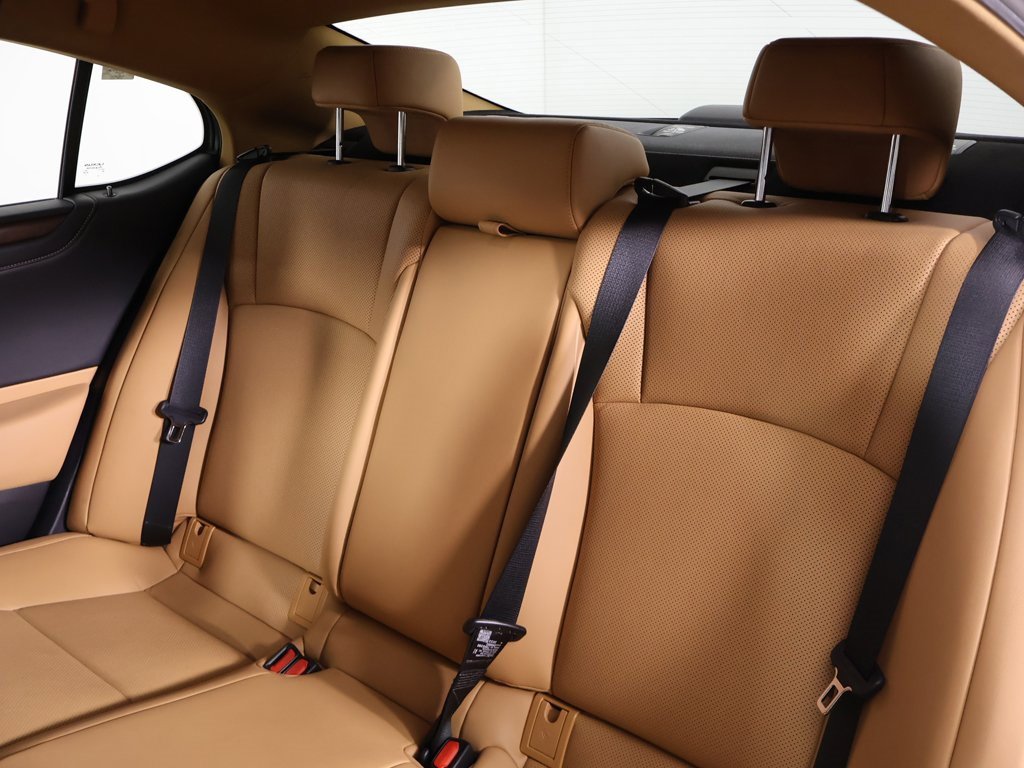 Used 2023 Lexus ES 350 w/ Premium Package image 32