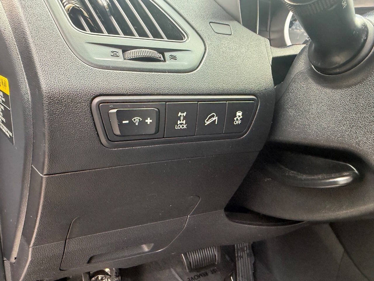 Used 2014 Hyundai Tucson Limited AWD/4WD image 26