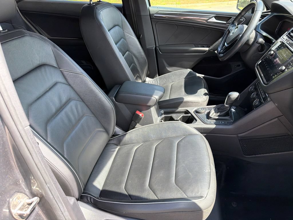 Used 2019 Volkswagen Tiguan SEL Premium R-Line AWD/4WD image 13