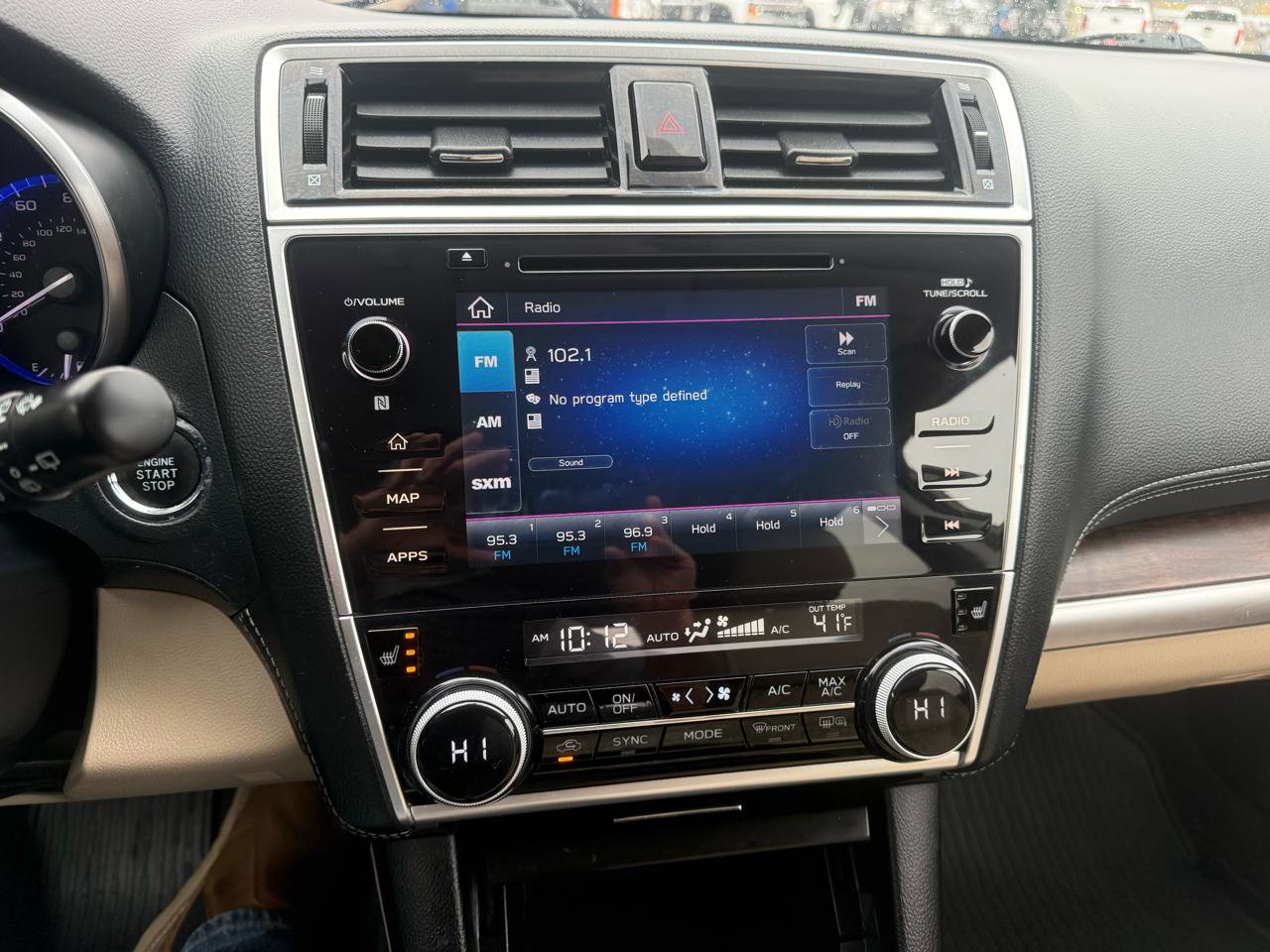 Used 2019 Subaru Outback 2.5i Limited w/ Popular Package #2 image 16