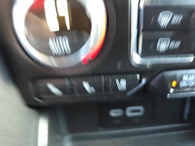 Used 2024 Chevrolet Tahoe Premier w/ Premium Package AWD/4WD image 38