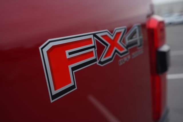 Used 2023 Ford F250 Lariat w/ Chrome Package image 39
