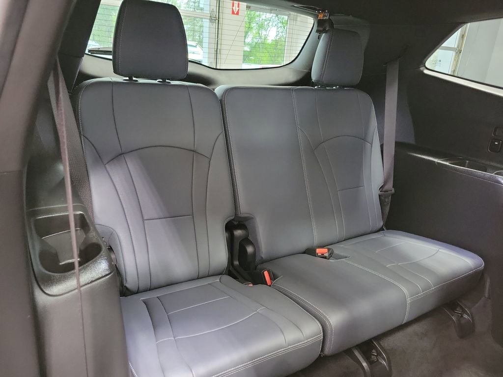 Used 2023 Buick Enclave Essence w/ Experience Buick Package AWD/4WD image 17