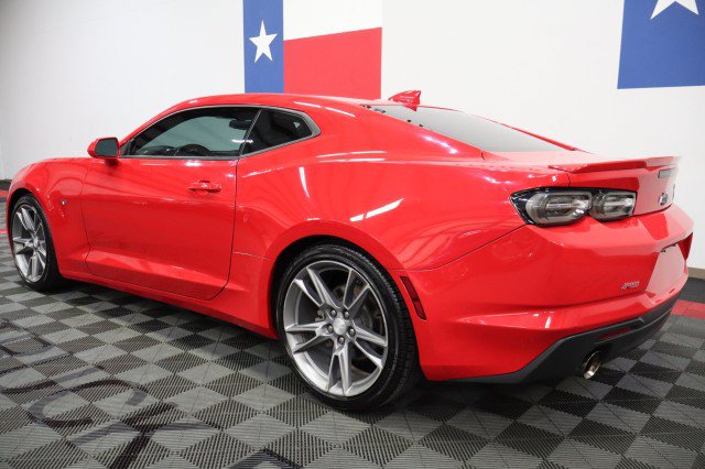 Used 2019 Chevrolet Camaro LT w/ RS Package RWD image 5