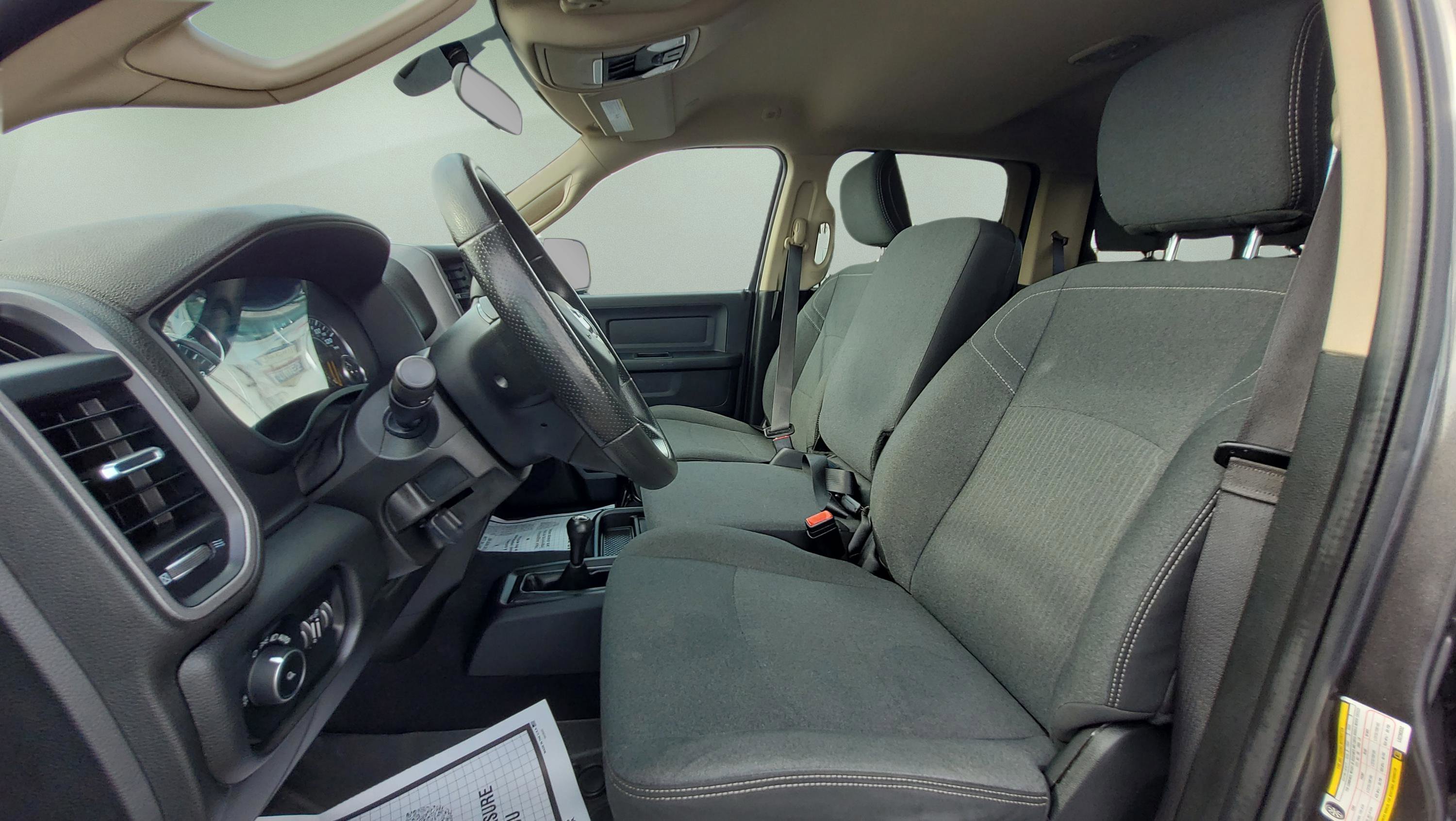 Used 2020 RAM 3500 Tradesman image 27