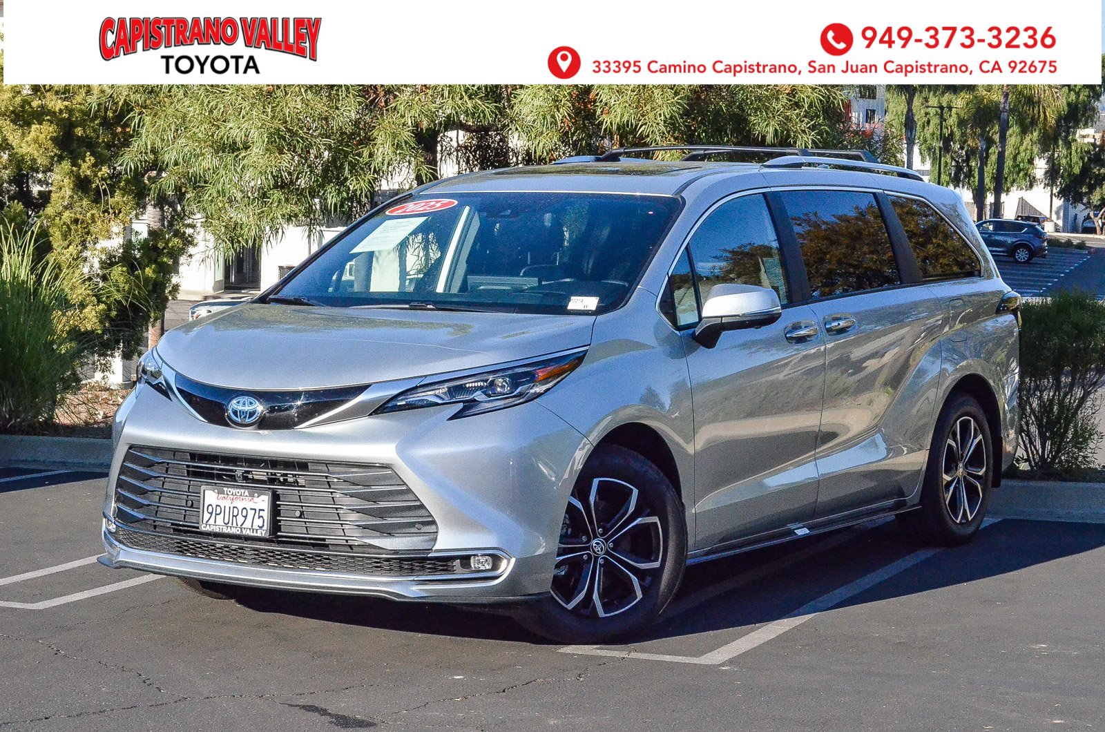 Certified 2025 Toyota Sienna Platinum
