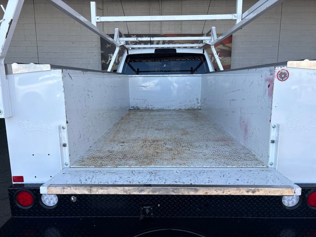 Used 2024 RAM 3500 SLT AWD/4WD image 23