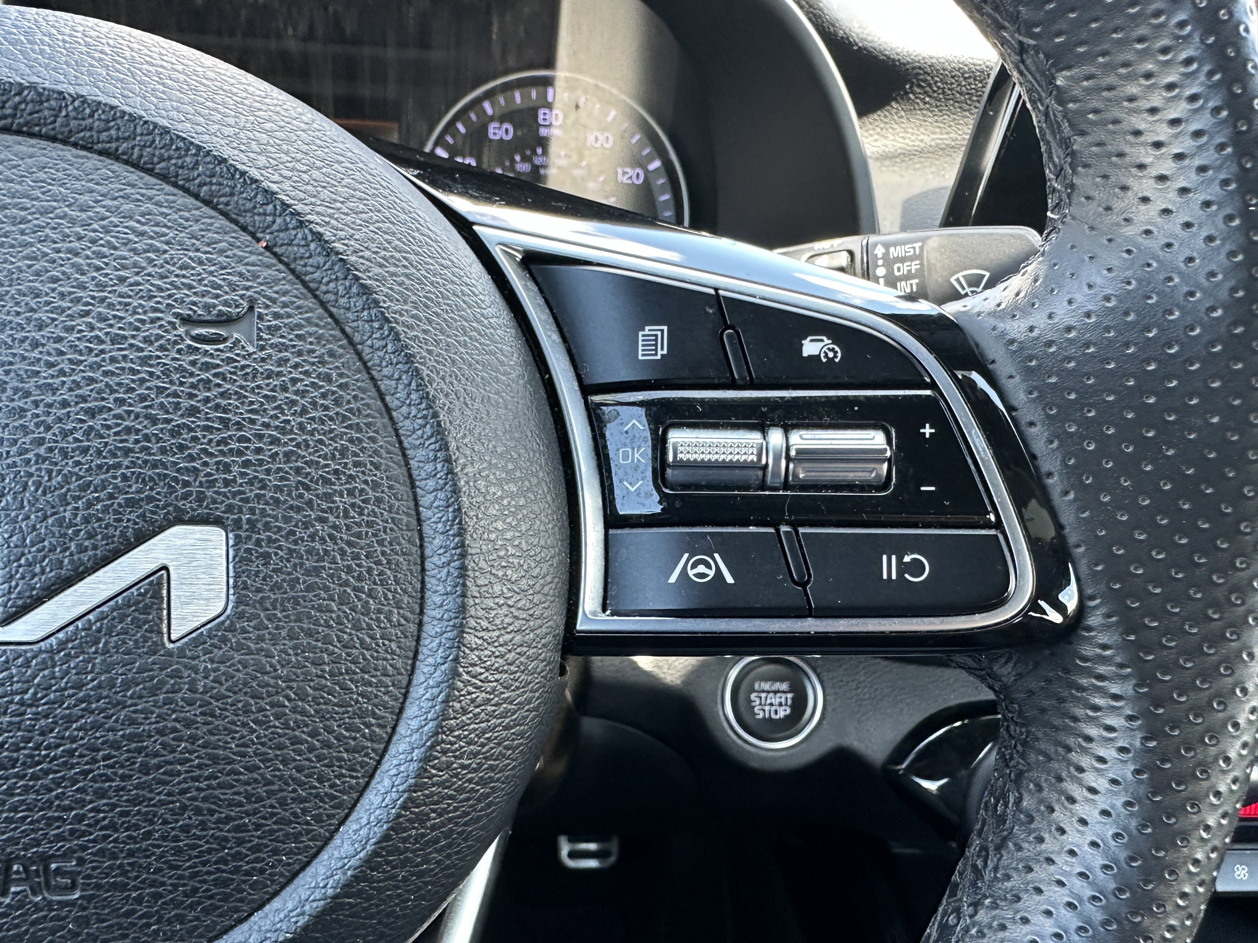 Certified 2023 Kia Forte GT-Line FWD image 27