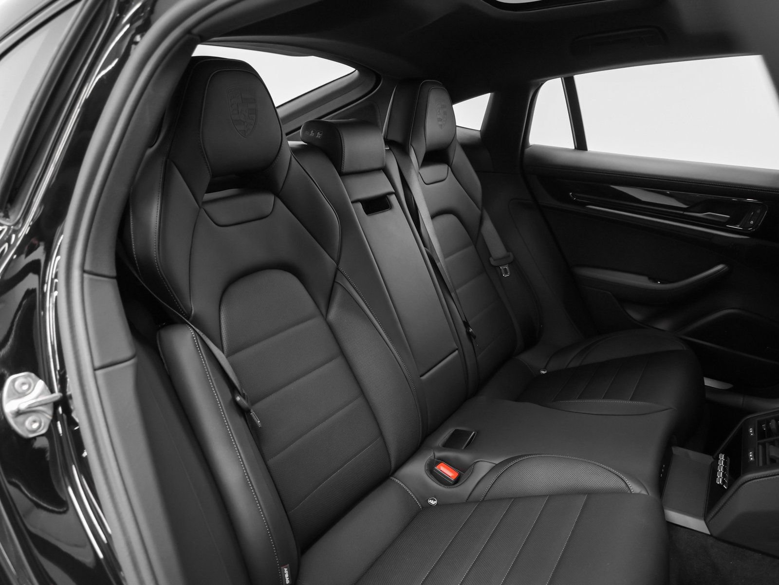 New 2026 Porsche Panamera 4 AWD/4WD image 26