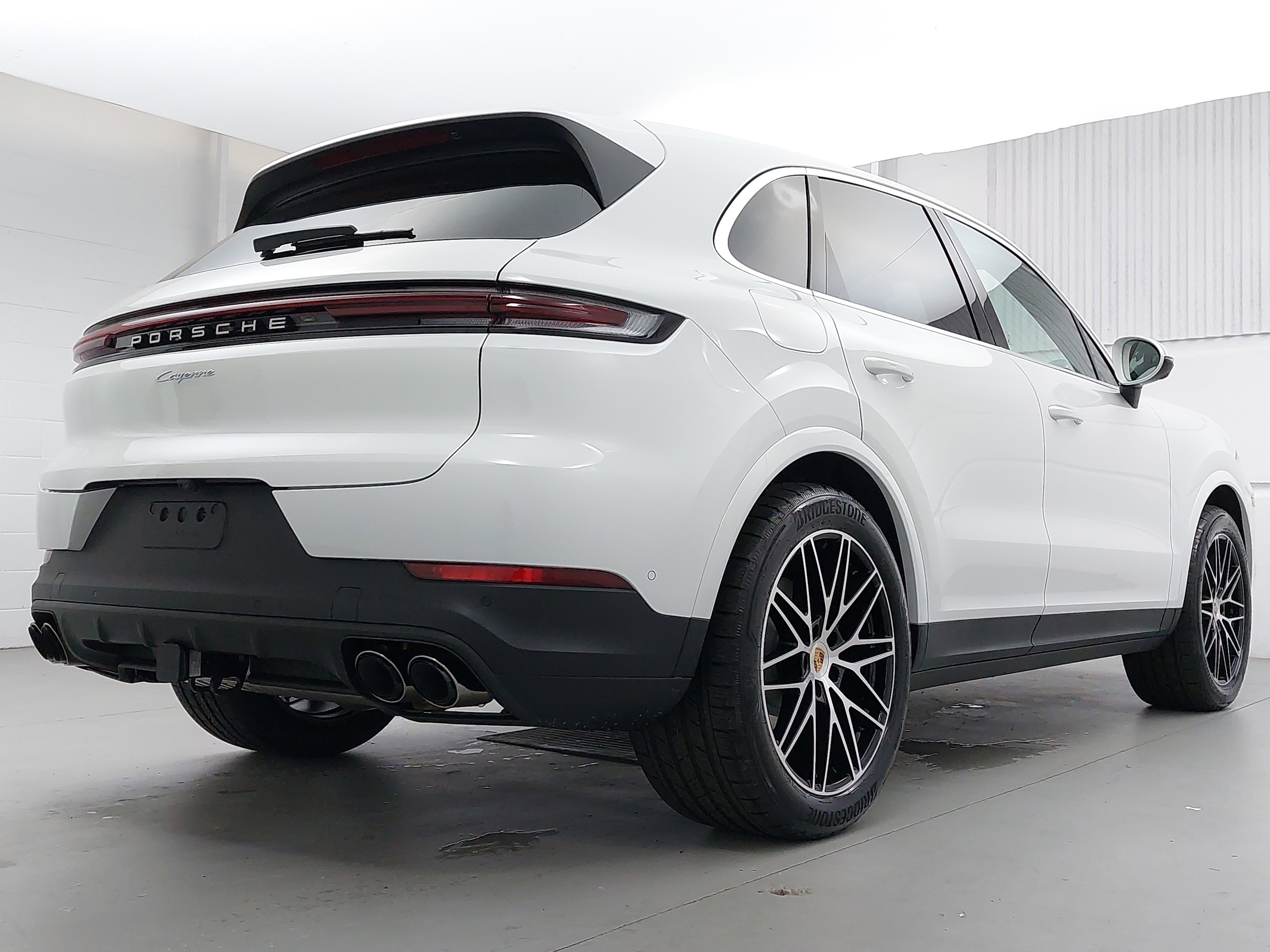 New 2025 Porsche Cayenne image 7