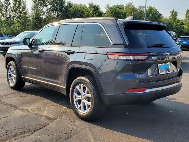 Used 2022 Jeep Grand Cherokee Limited image 5