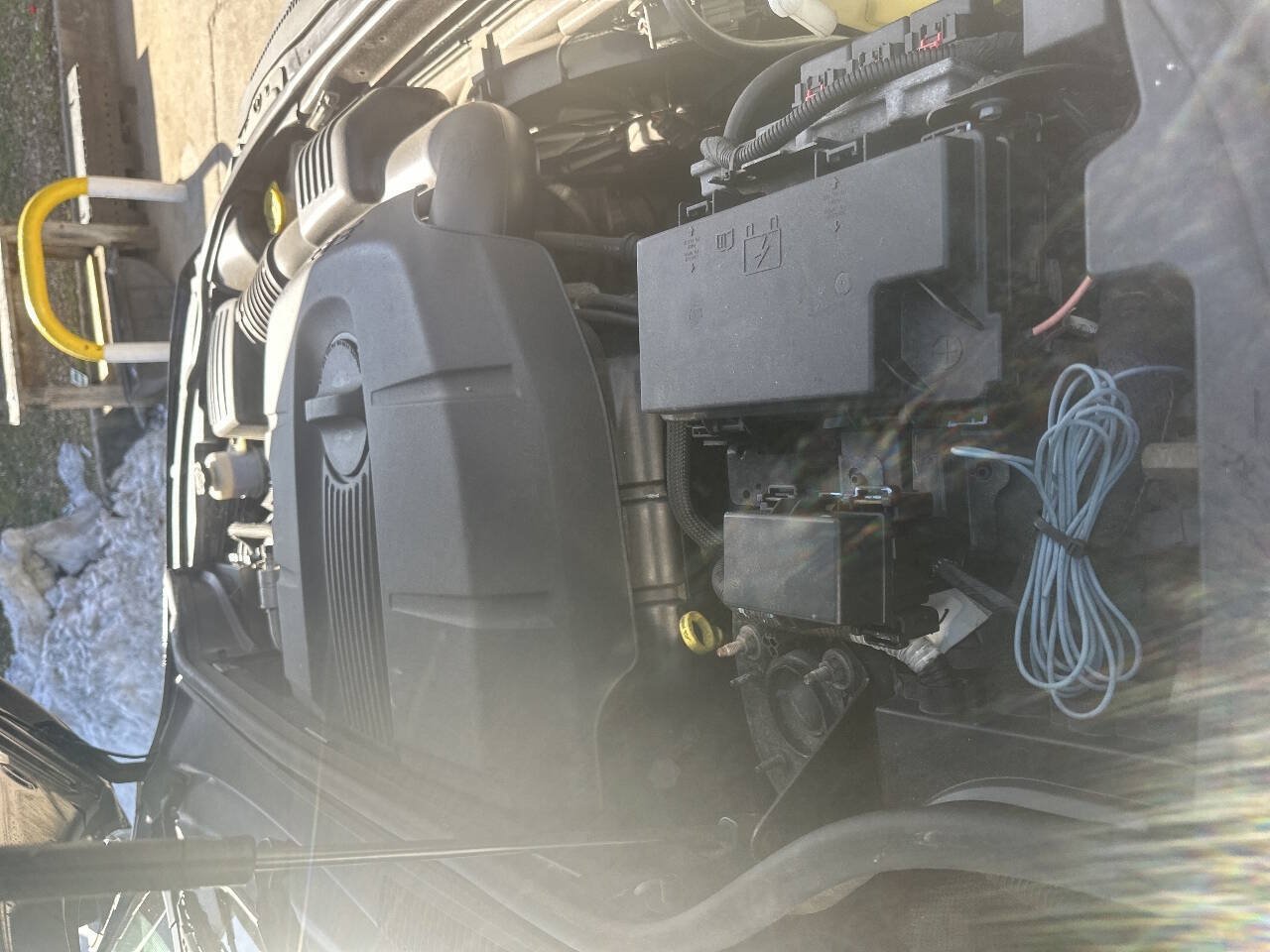Used 2011 Jeep Grand Cherokee Laredo AWD/4WD image 15