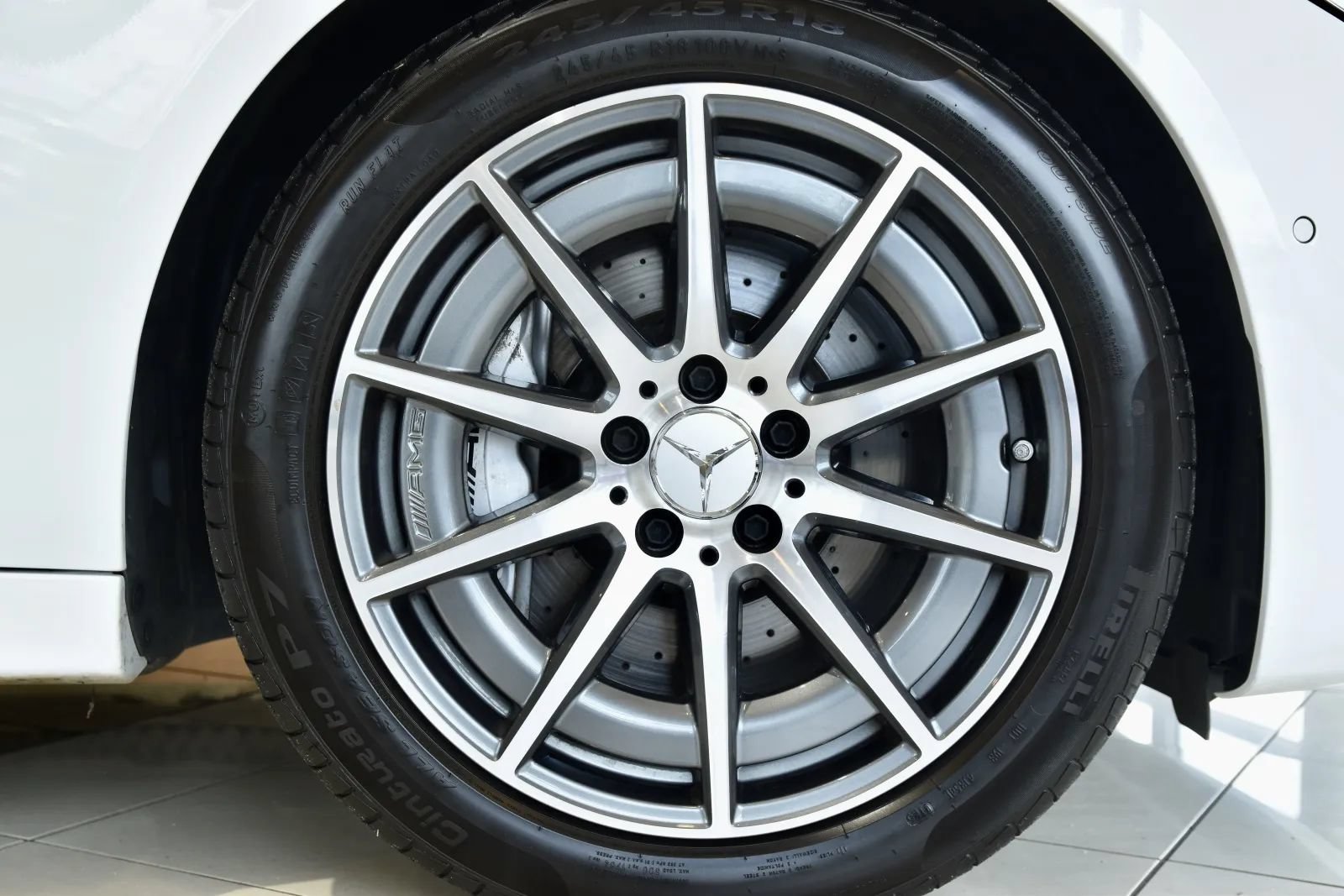 Used 2025 Mercedes-Benz C 43 AMG 4MATIC Sedan image 9