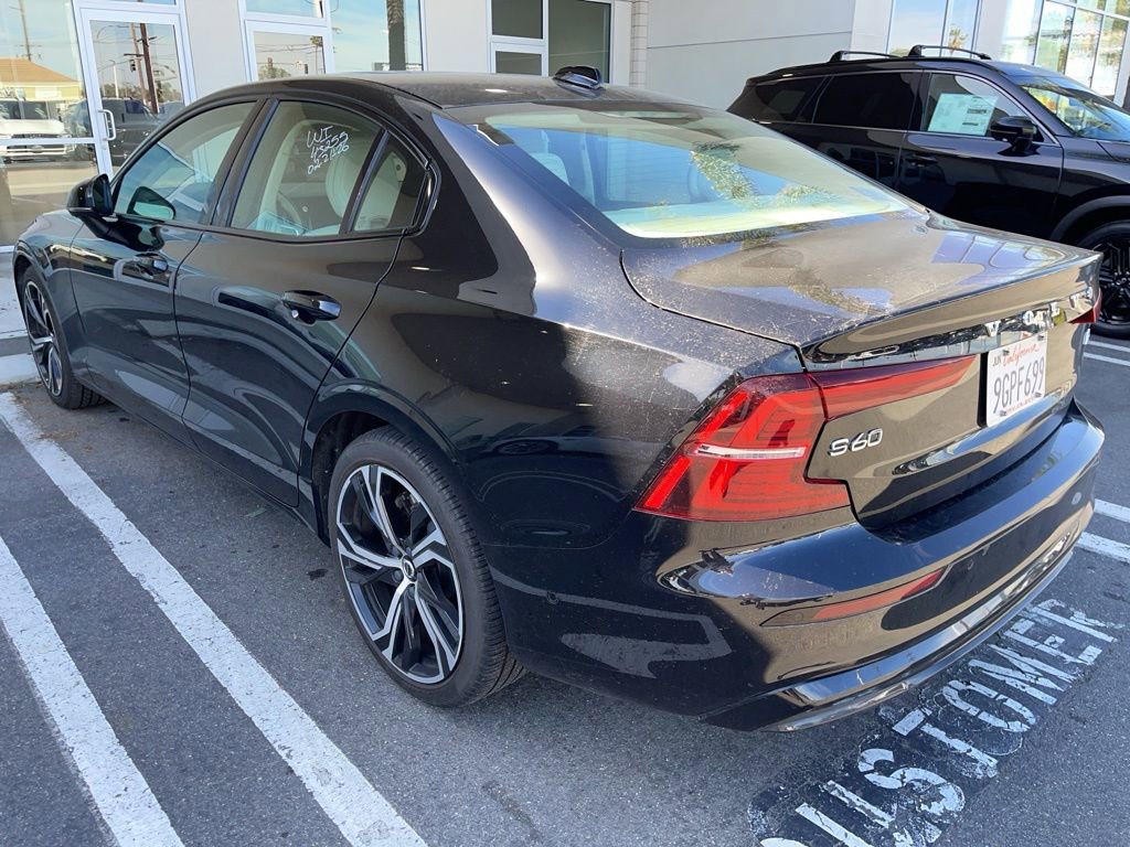Used 2024 Volvo S60 B5 Plus image 3