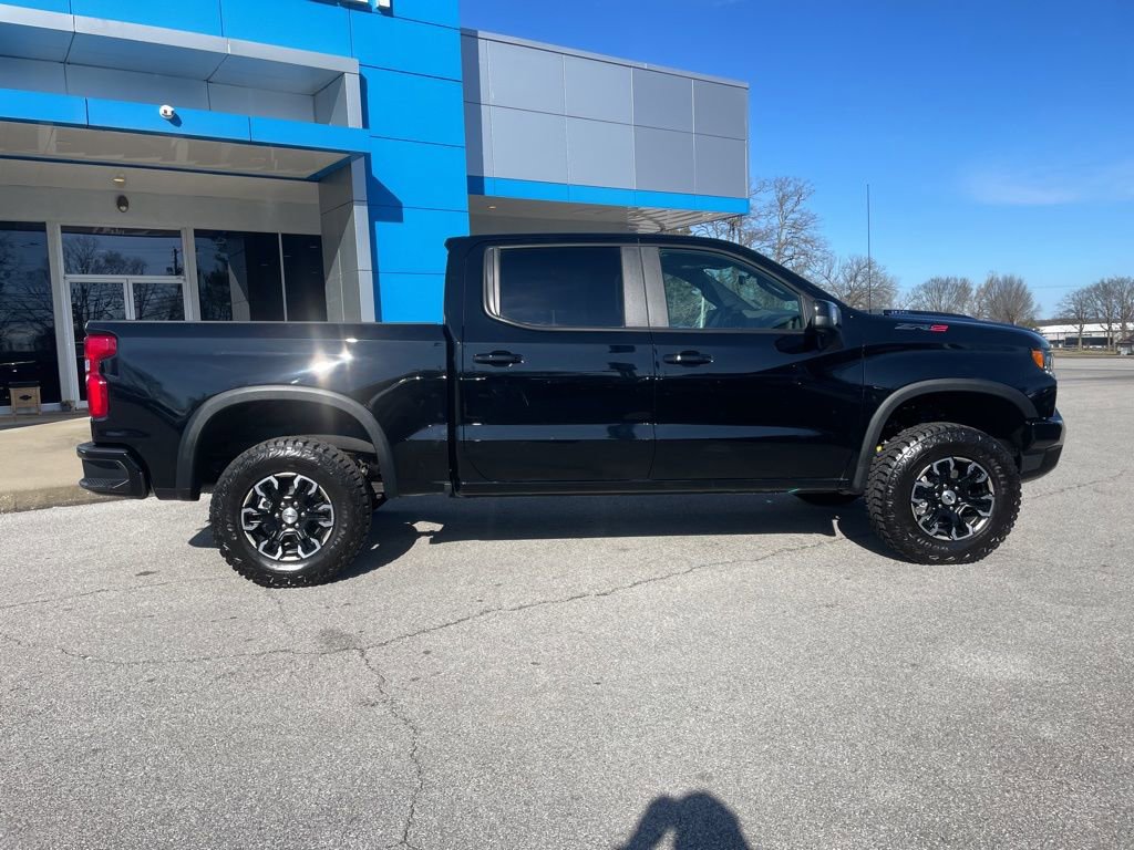 Used 2025 Chevrolet Silverado 1500 ZR2 w/ Technology Package image 54