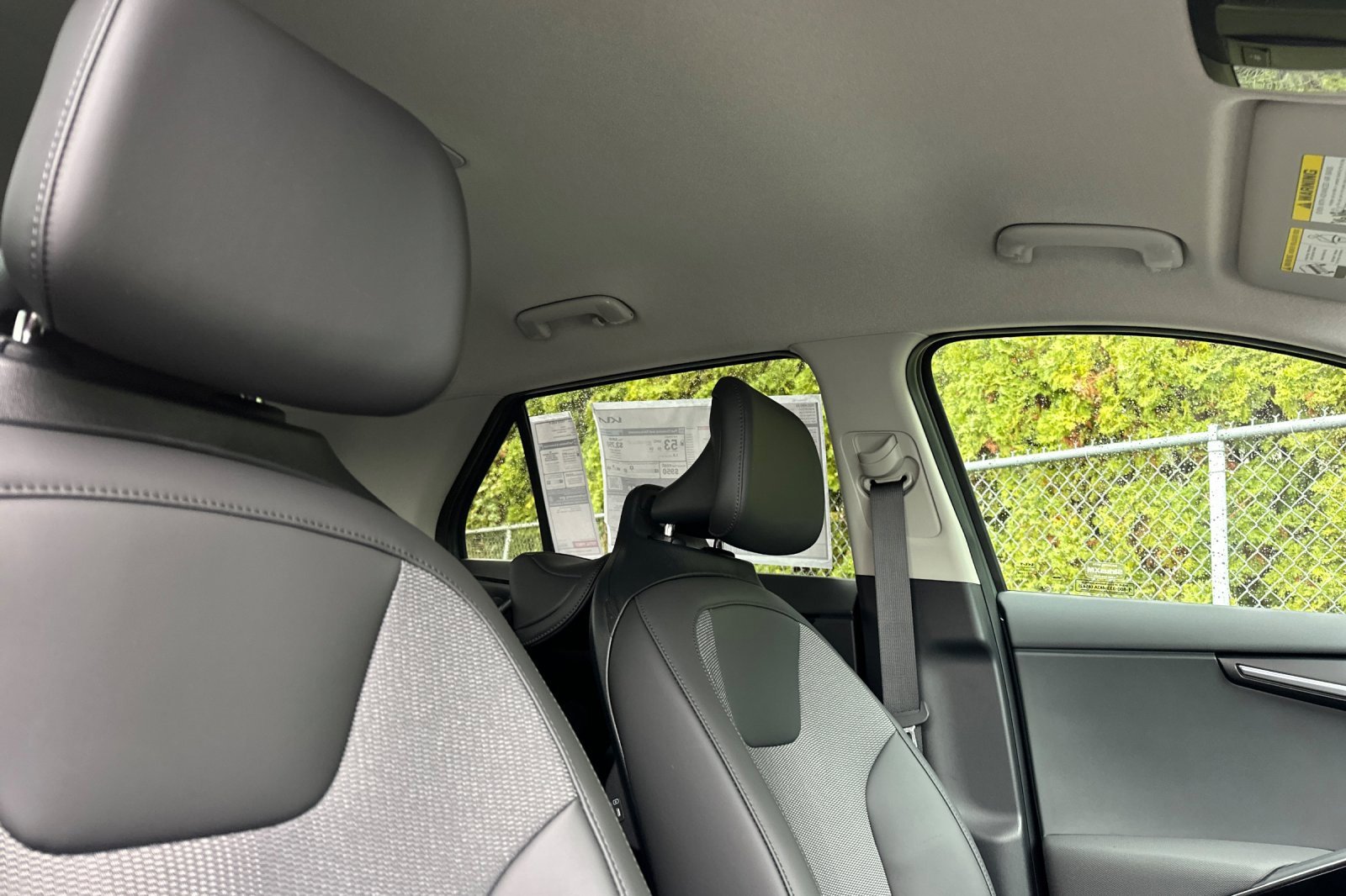 New 2026 Kia Niro EX image 13