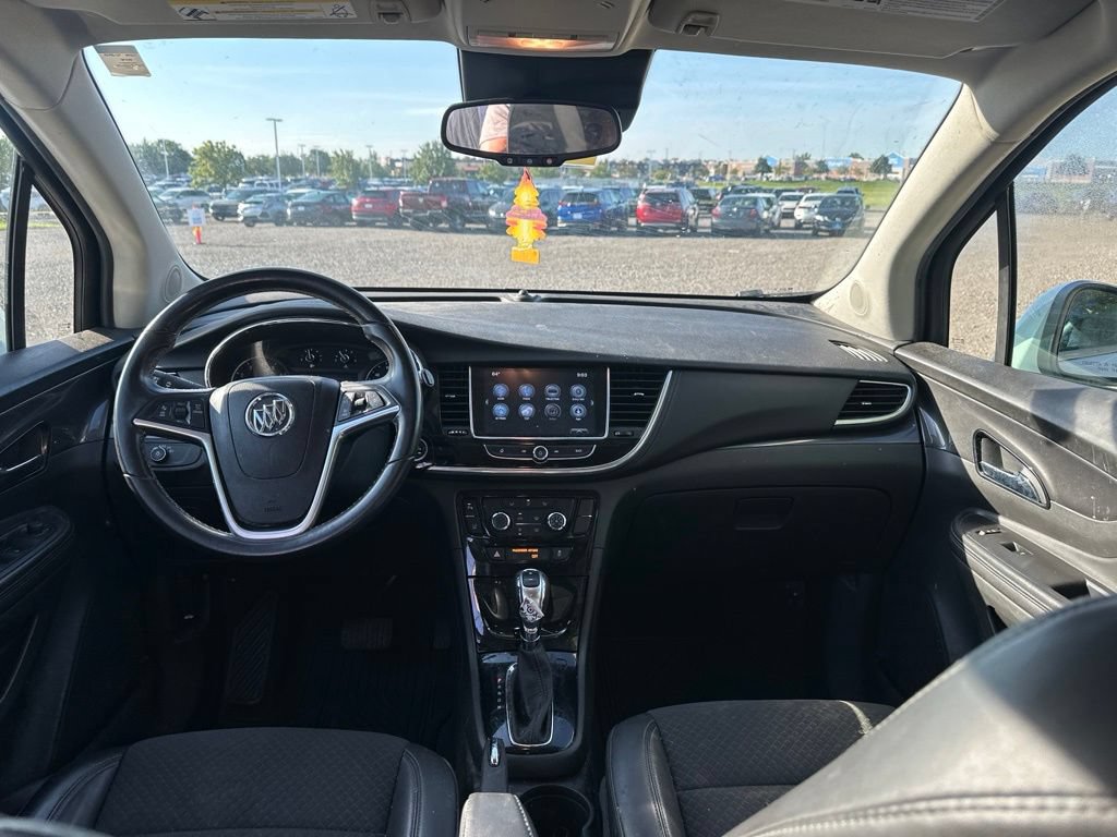 Used 2021 Buick Encore Preferred w/ Safety Package II AWD/4WD image 17