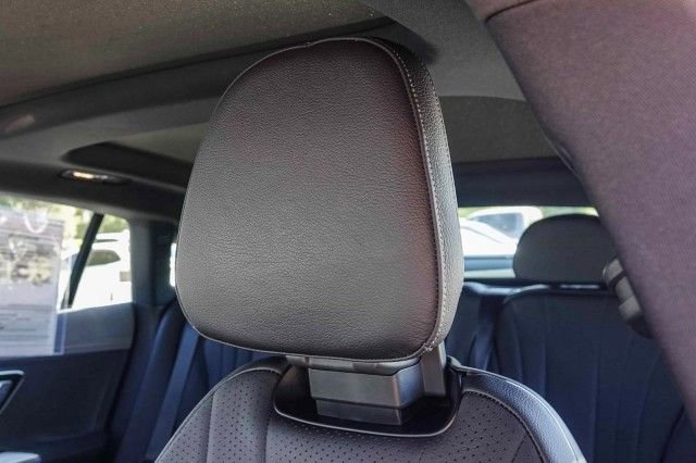 Used 2023 Mercedes-Benz EQE 500 4MATIC Sedan image 25