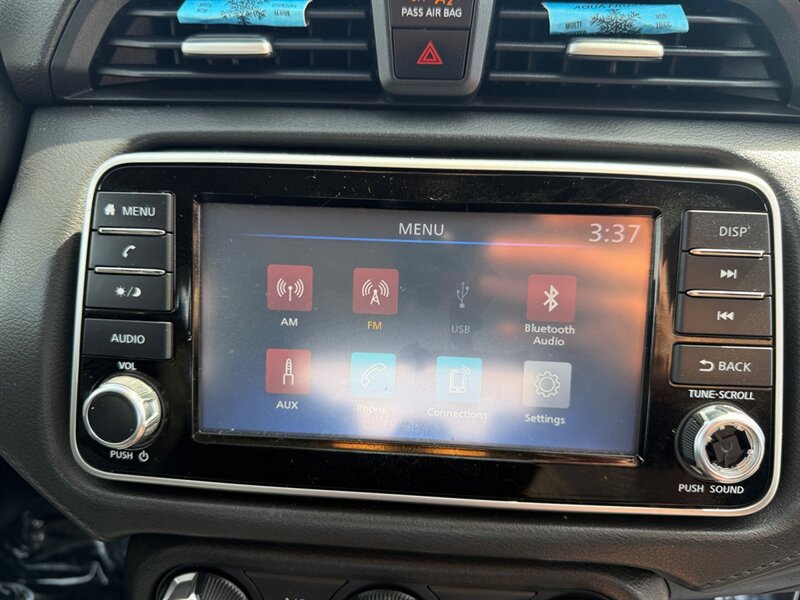 Used 2020 Nissan Versa S FWD image 18