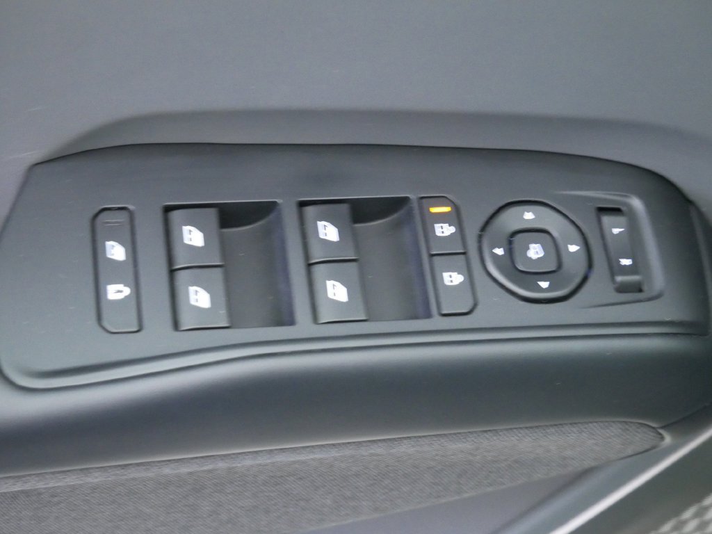 Used 2024 Kia EV9 Land AWD/4WD image 24