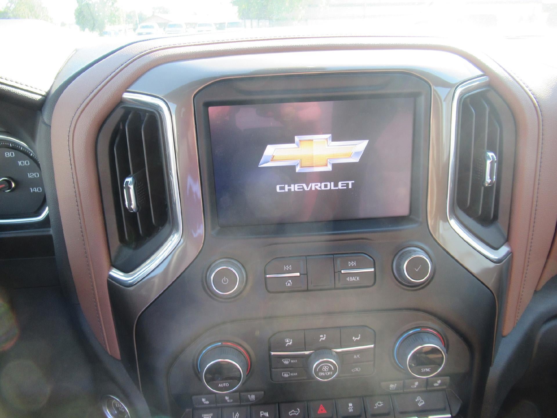 Certified 2023 Chevrolet Silverado 3500 High Country w/ Technology Package AWD/4WD image 14