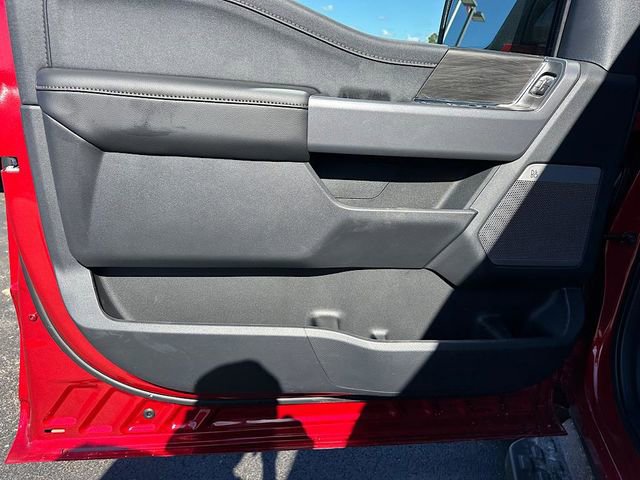 New 2025 Ford F150 Lightning Lariat image 13