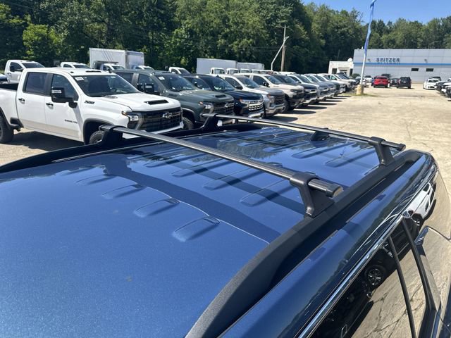 Used 2025 Chevrolet Traverse LT FWD image 50
