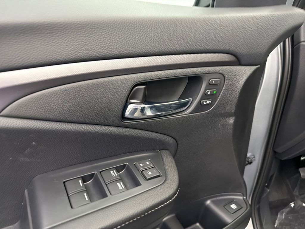 New 2026 Honda Ridgeline RTL image 12