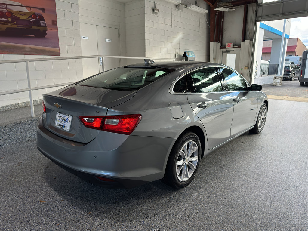 Used 2024 Chevrolet Malibu LT image 4