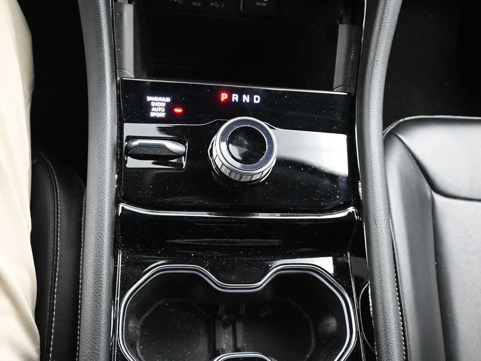 Used 2023 Jeep Grand Cherokee Limited w/ Black Appearance Package image 25