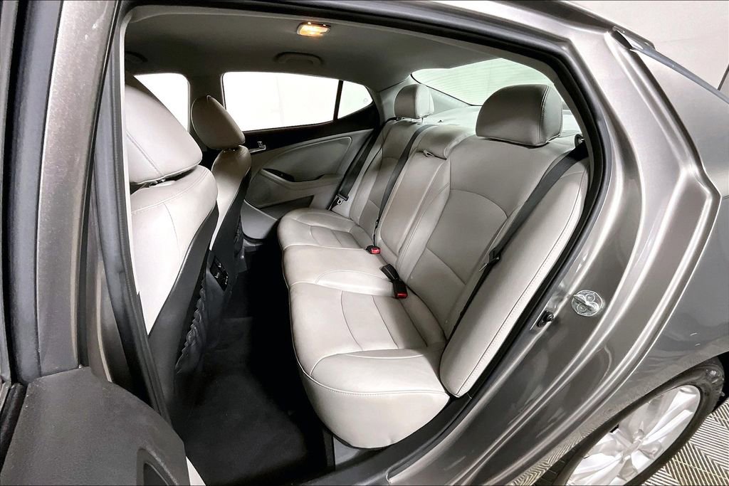 Used 2015 Kia Optima EX w/ Paint Protection Film Package image 23