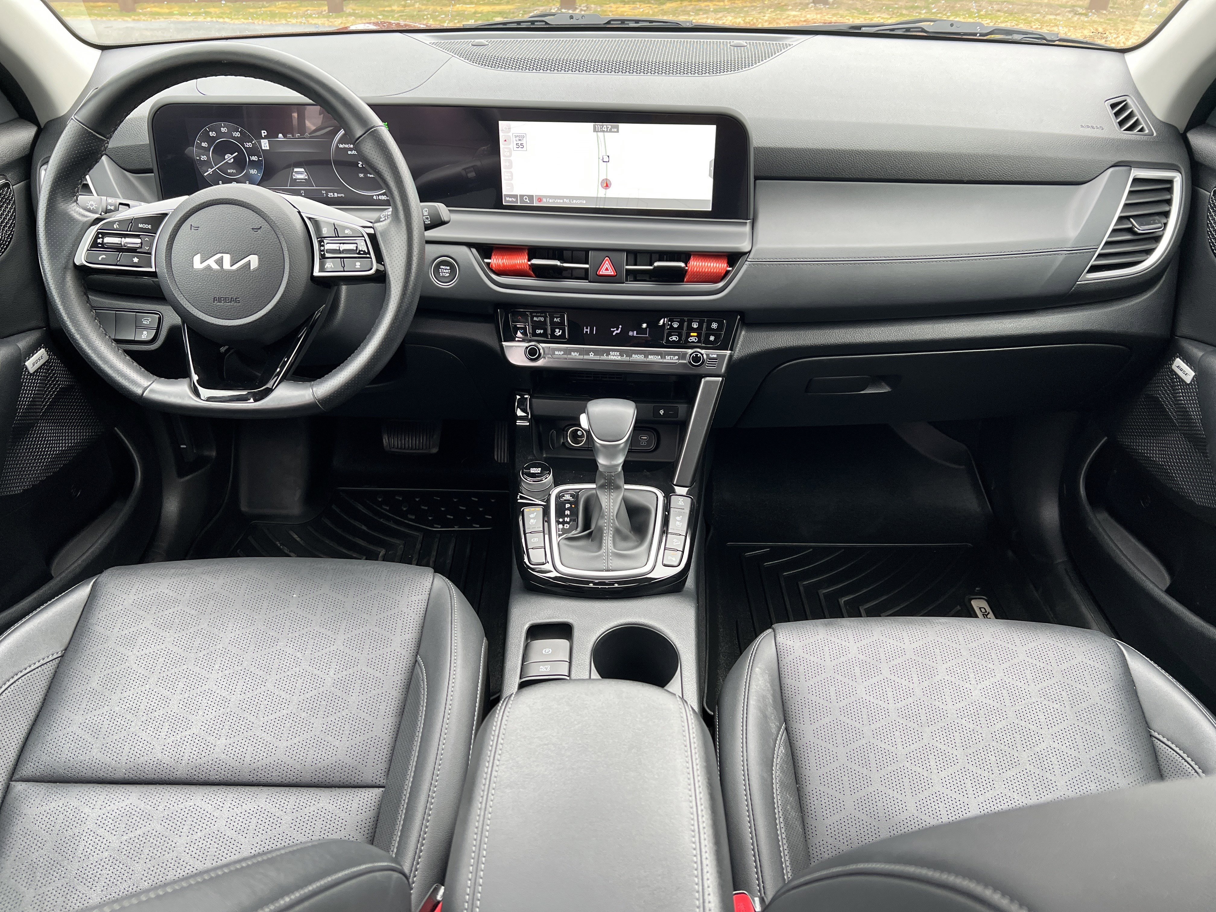 Used 2025 Kia Seltos SX w/ SX Sunroof Package image 25