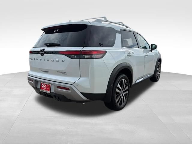 Used 2025 Nissan Pathfinder Platinum w/ Cargo Package AWD/4WD image 7