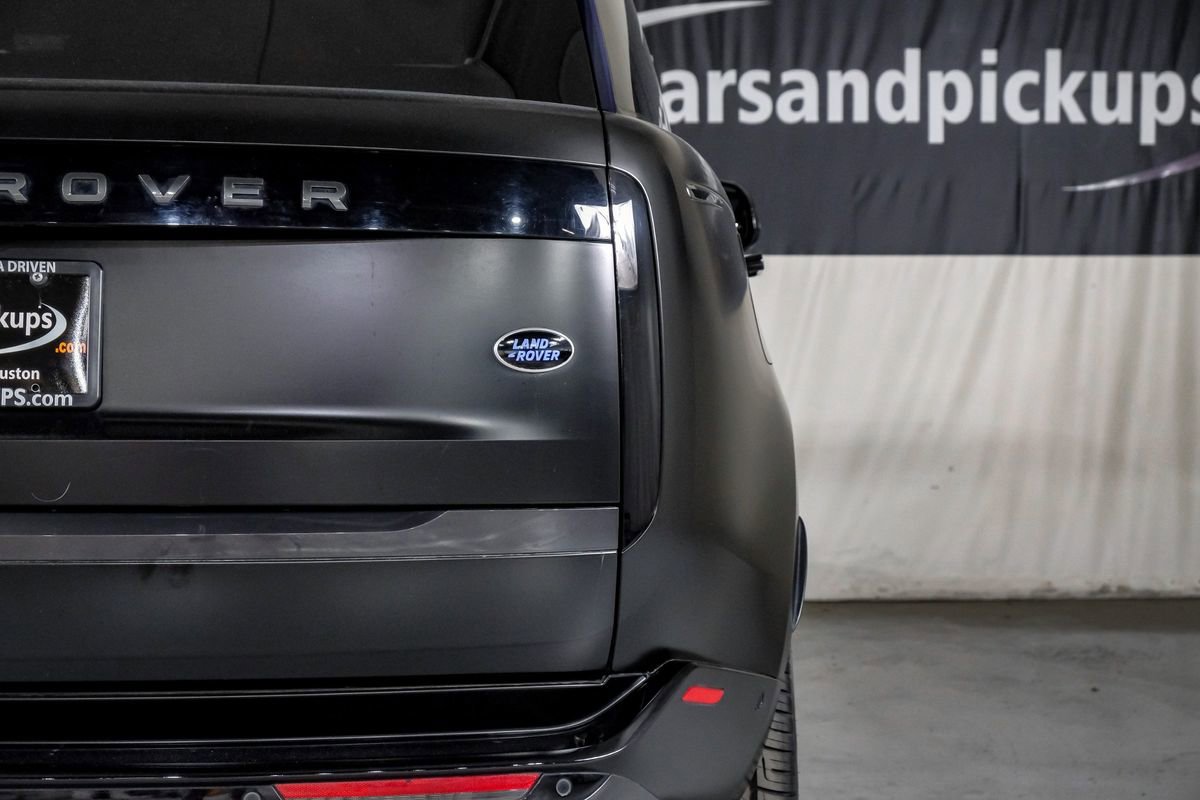 Used 2023 Land Rover Range Rover SE image 42