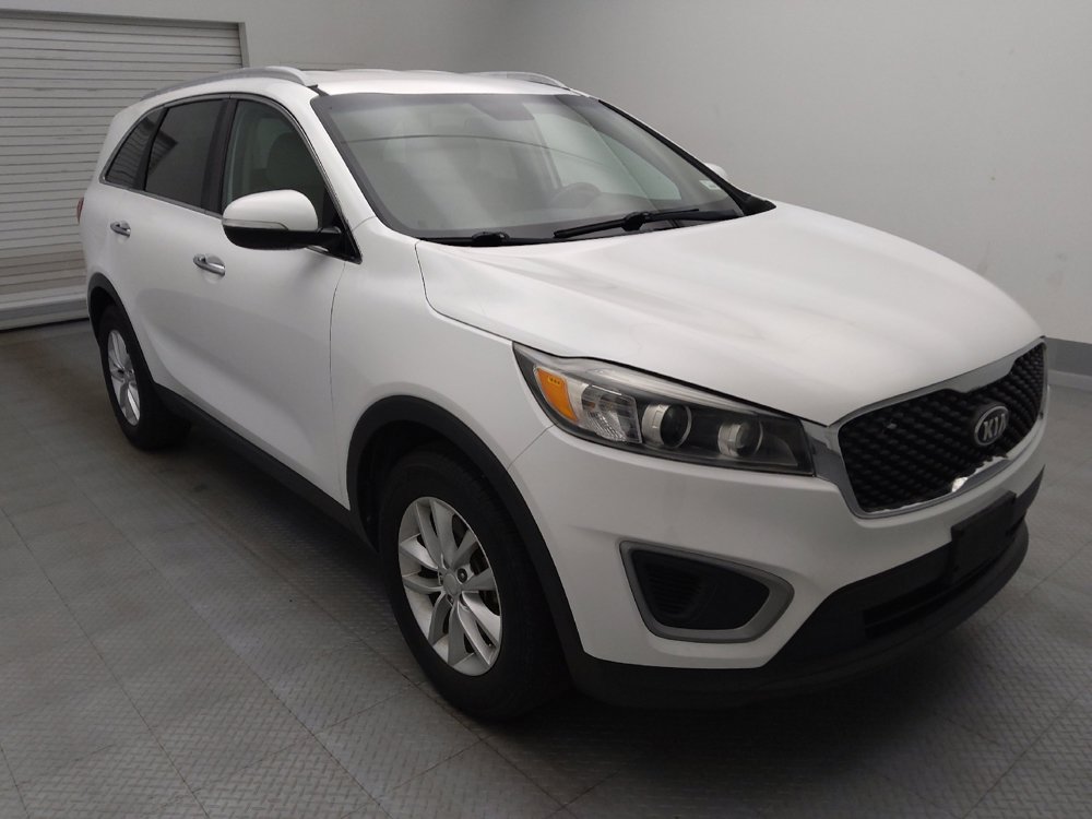 Used 2018 Kia Sorento FWD image 13