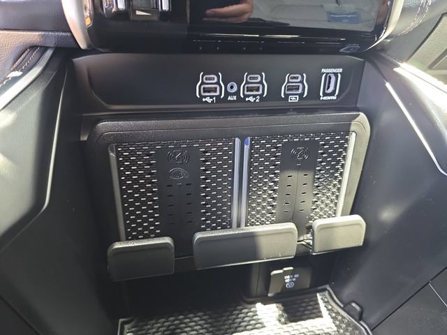 Used 2025 RAM 1500 Tungsten AWD/4WD image 23