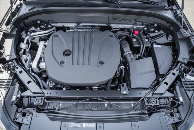 New 2027 Volvo XC60 B5 Plus AWD/4WD image 20
